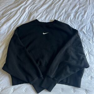 Nike Women’s Oversized Crew Neck